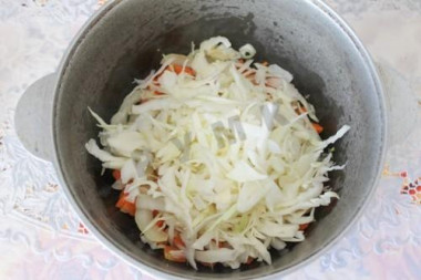 Капустняк тушеный с рисом и картошкой