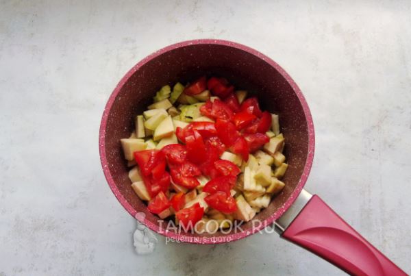 Салат на зиму с перловкой и овощами